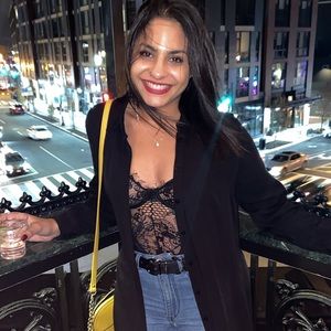 Meet your Posher, Salma